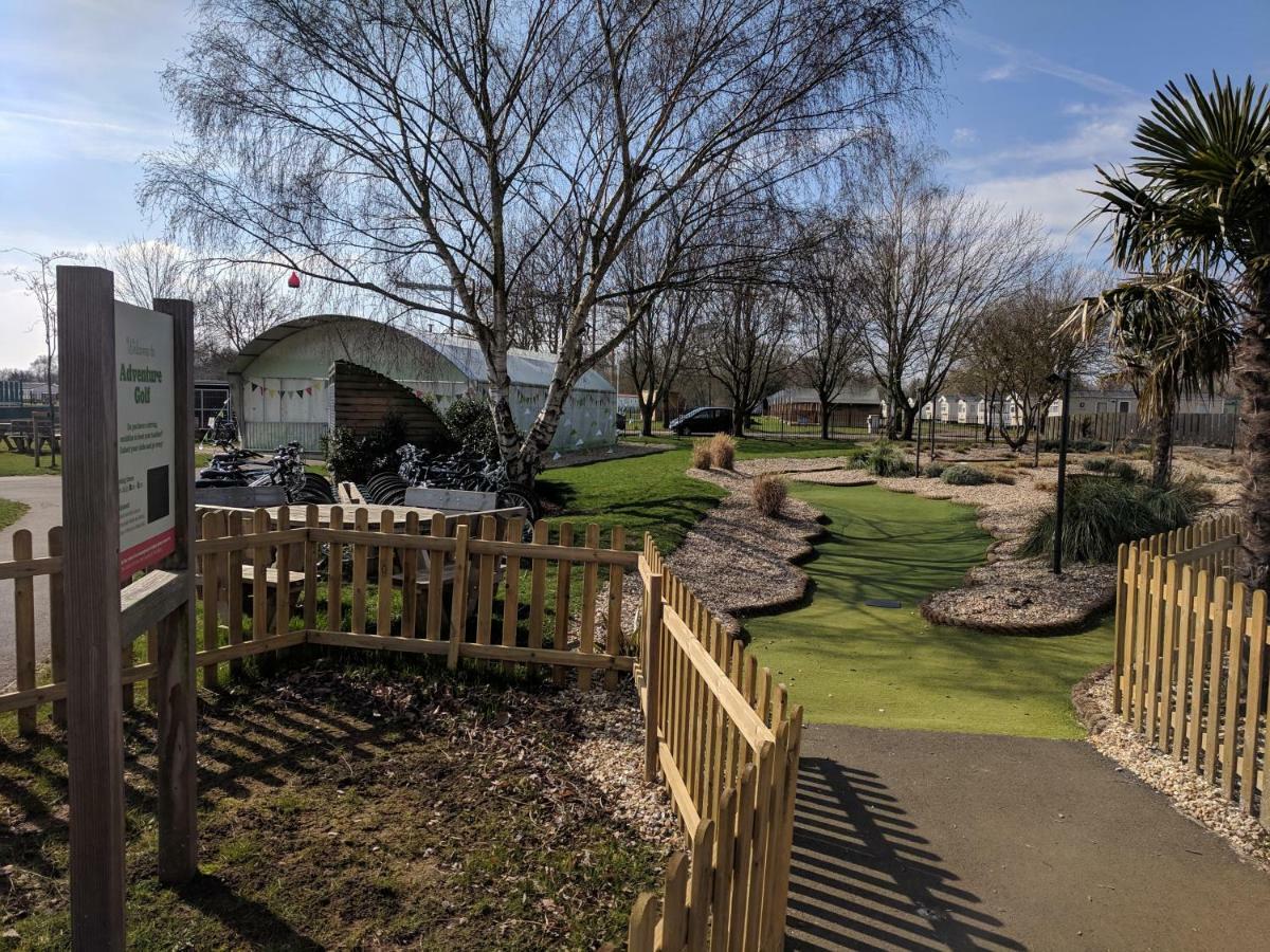 فندق P&D'S Pearl Caravan At Tattershall Lakes Country Park المظهر الخارجي الصورة