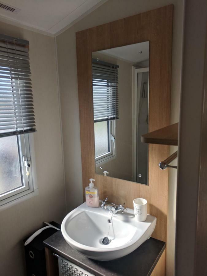 فندق P&D'S Pearl Caravan At Tattershall Lakes Country Park المظهر الخارجي الصورة