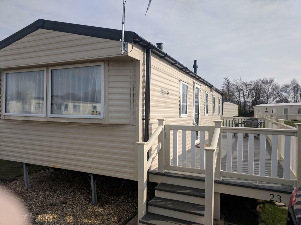 فندق P&D'S Pearl Caravan At Tattershall Lakes Country Park المظهر الخارجي الصورة
