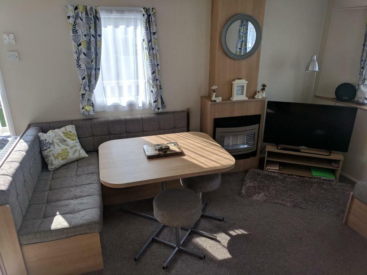 فندق P&D'S Pearl Caravan At Tattershall Lakes Country Park المظهر الخارجي الصورة